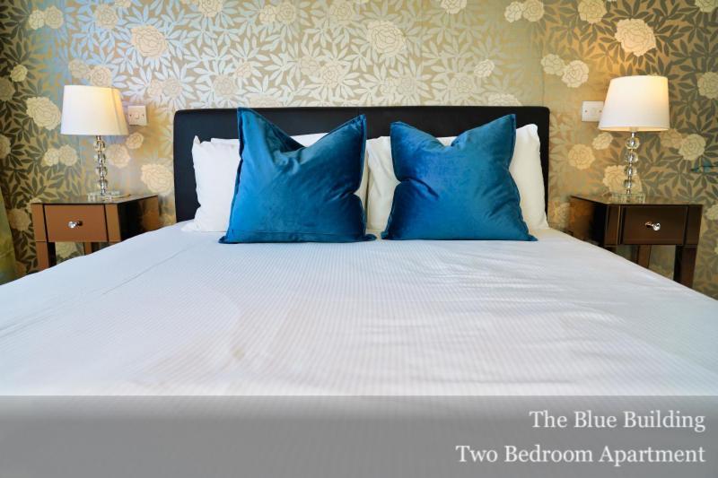 Gunwharf Quays Apartments Портсмут Екстер'єр фото